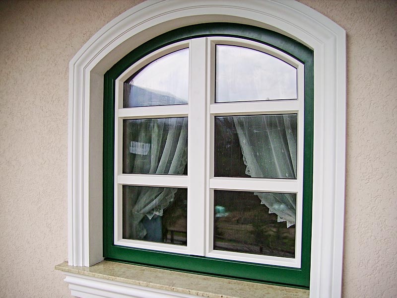 DILA Nachher – elegante Alu-Verkleidung in Grün-Weiß